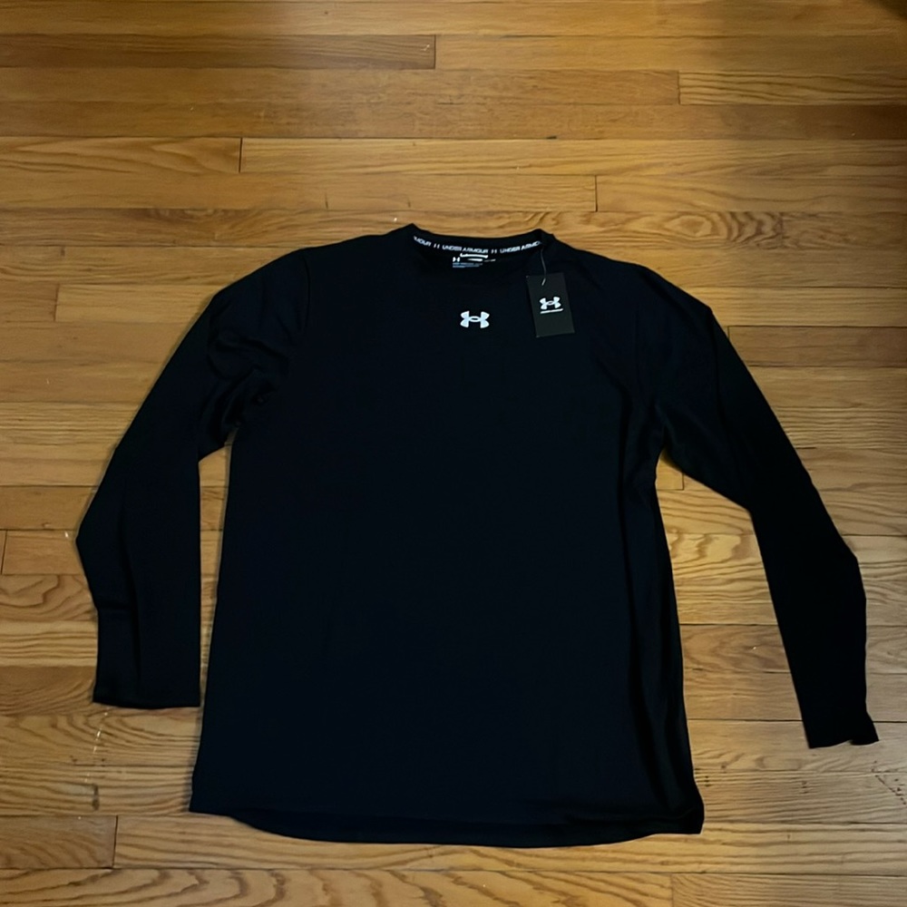 Men’s XL Black UnderArmor Long Sleeve Tee